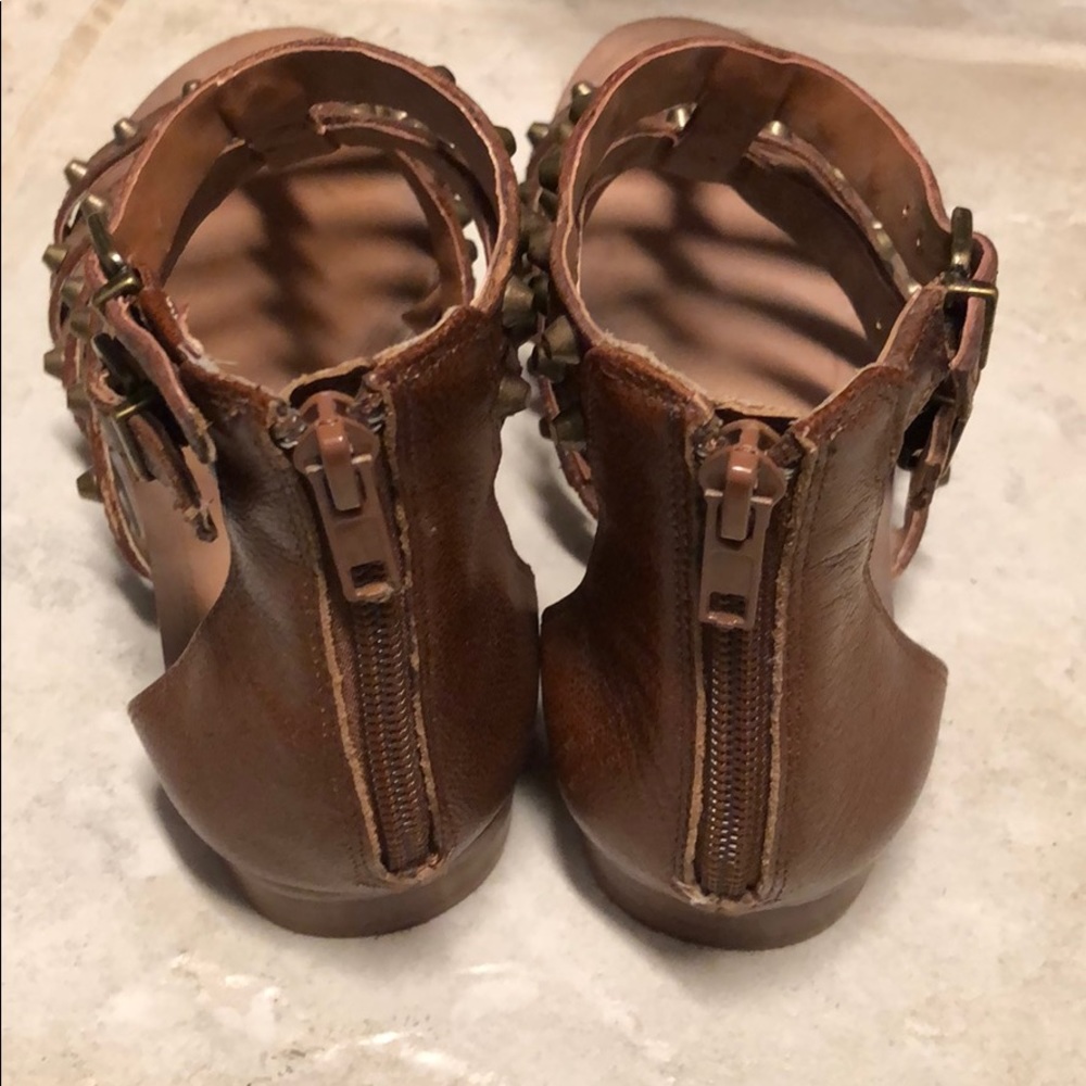 Sandals - Picture 2 of 3